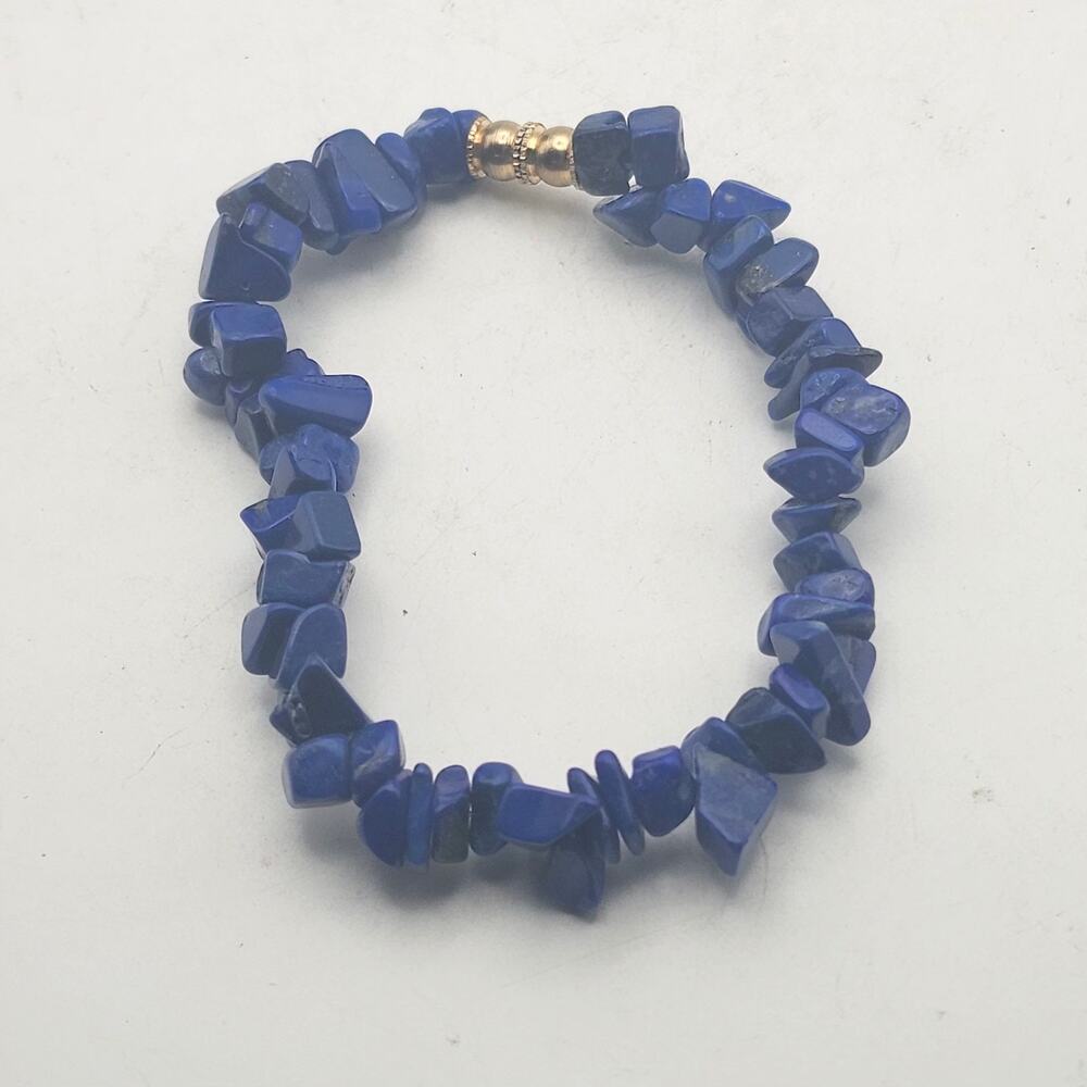 Blue Lapis Lazuli Stone Chip Bead Bracelet Gold Tone Screw Clasp Boho 6.5 In